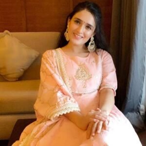 Pankhuri Awasthy Height, Parents, Affairs, Husband Name, Age & Income